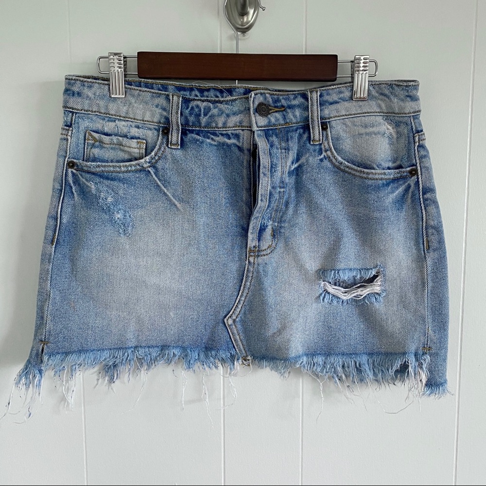 Hidden Jeans Skirt - Light Wash